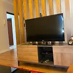 Mel\'S Place